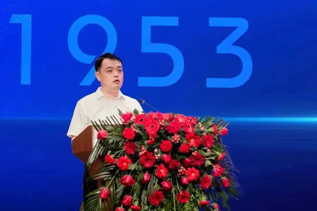 1685355475177712.jpg 2.jpg